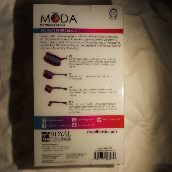 4 pc Moda Prismatic Pro Makeup Brush Kit NIB - Picture 2 of 6